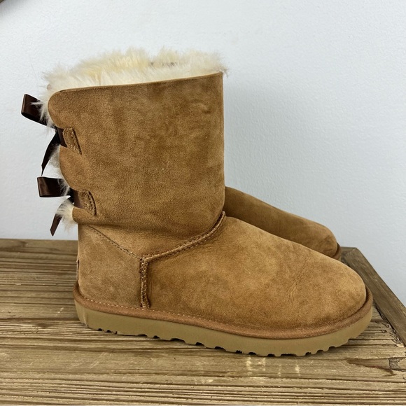 Ugg Bailey Bow Boot in Chestnut - Picture 6 of 10